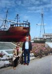 З чоловіком Леонідом біля кораблів Колумба. Іспанія, м.Сантандер, 2005 р.