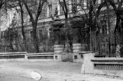 Навчальний заклад, 1985 р. Фото краєзнавця Сергія Макарова. Інтернет-видання «Кавун. City»