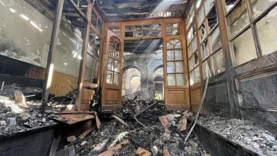 Вигоріле приміщення після обстрілів рф в гімназії №20. Фото: інформаційне інтернет-видання «Суспільне Херсон»