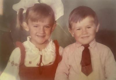 Микола зі старшою сестрою Наталею