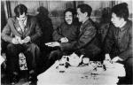 <p>Олесь Гончар на прийомі у Спілці письменників Китаю, влаштованому Мао Дунем. Пекін, 1950 р.</p>