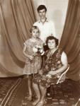 З мамою та сестрою Оксаною. 1984 р.